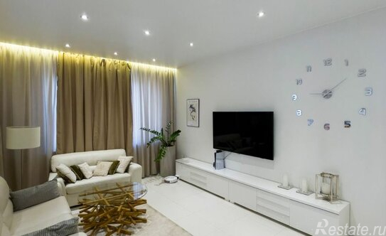 Продажа 2-комн квартиры на вторичном рынке Свердловская наб,  д. 58