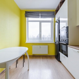 Продажа 1-комн квартиры на вторичном рынке Арцеуловская Аллея,  д. 23 к1