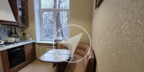 4-комн квартира улица Годовикова,  д. 5