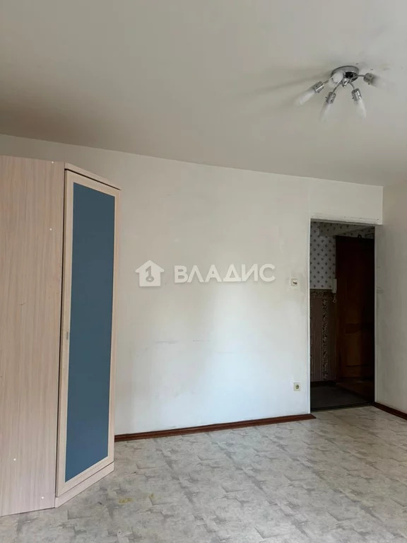 Продажа 2-комн квартиры на вторичном рынке Льва Мациевича пл.,  д. 4