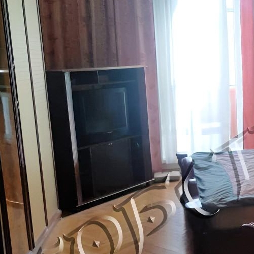 3-комн квартира улица Маршала Бирюзова, 2