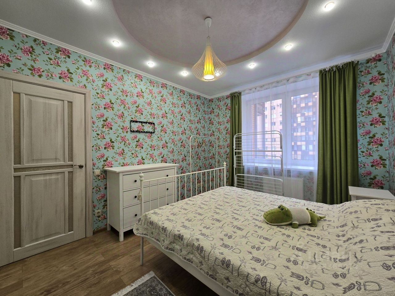 Продажа 2-комн квартиры на вторичном рынке Кудрово г., улица Ленинградская, 3