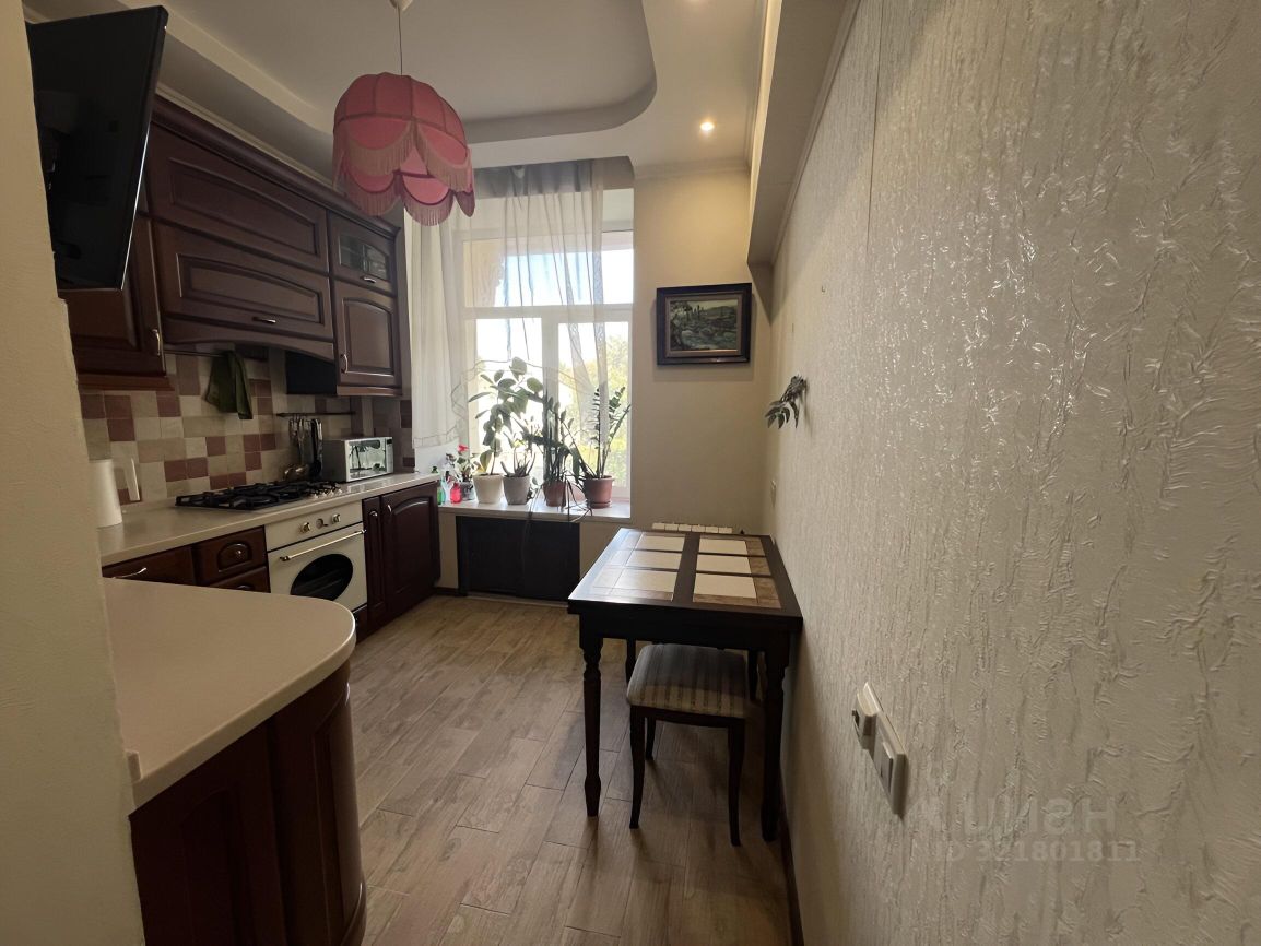 Аренда 2-комн квартиры на вторичном рынке Большой Матросский переулок, 1