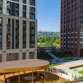 Продажа 4-комн квартиры на вторичном рынке улица Архитектора Власова,  д. 71 к1