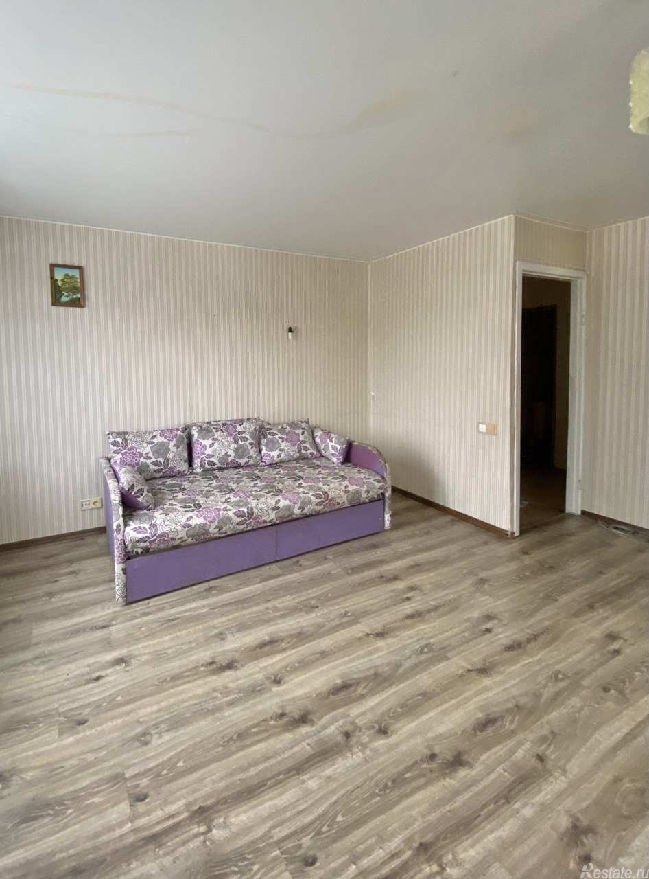 Продажа 1-комн квартиры на вторичном рынке Художников пр-кт,  д. 18,  к. 1