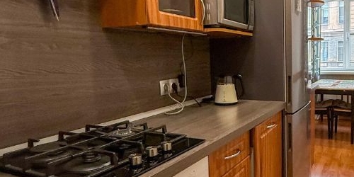 2-комн квартира улица Жуковского, 4