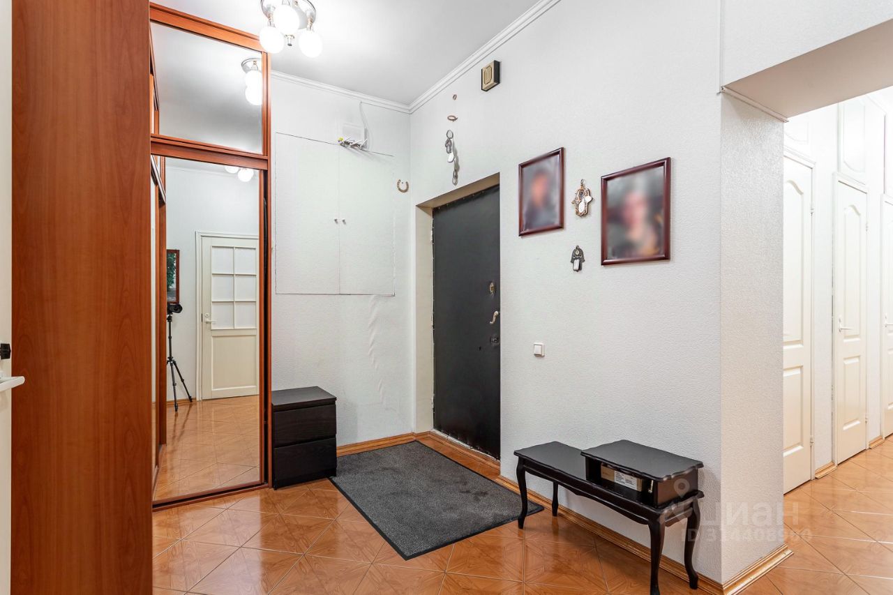 Продажа 4-комн квартиры на вторичном рынке Богословский переулок, 5