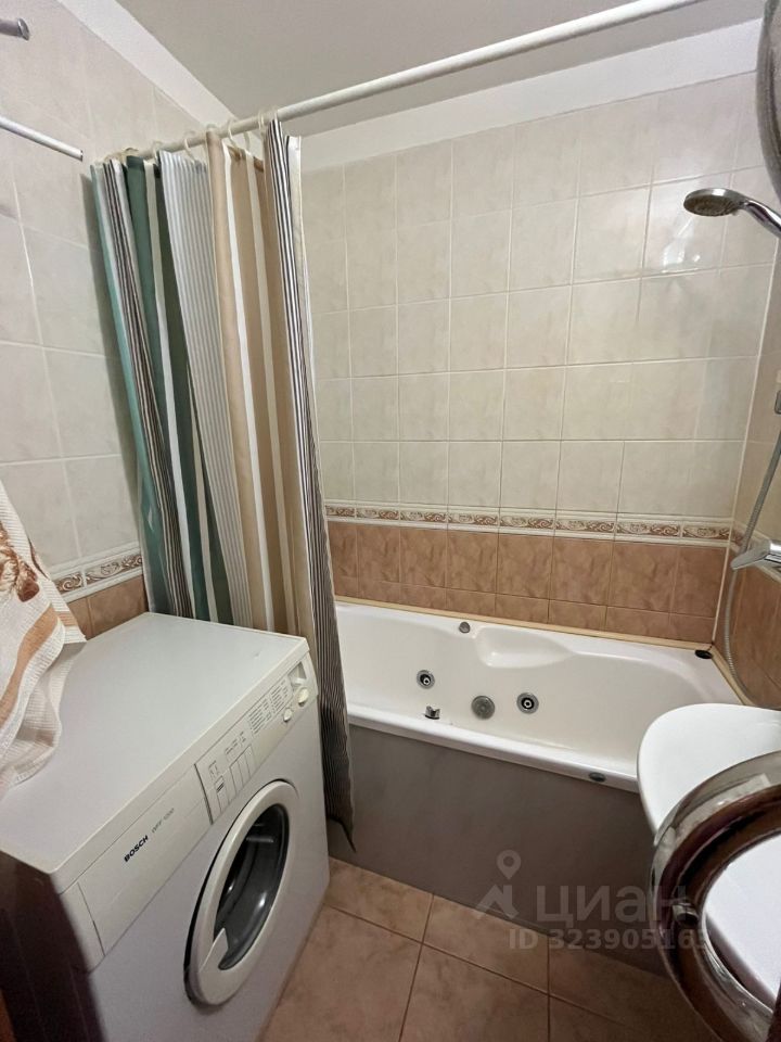 Продажа 3-комн квартиры на вторичном рынке Яхтенная улица, 2К1