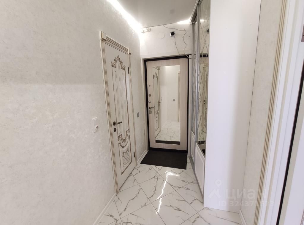 Продажа 1-комн квартиры на вторичном рынке проспект Маршала Блюхера, 9к3