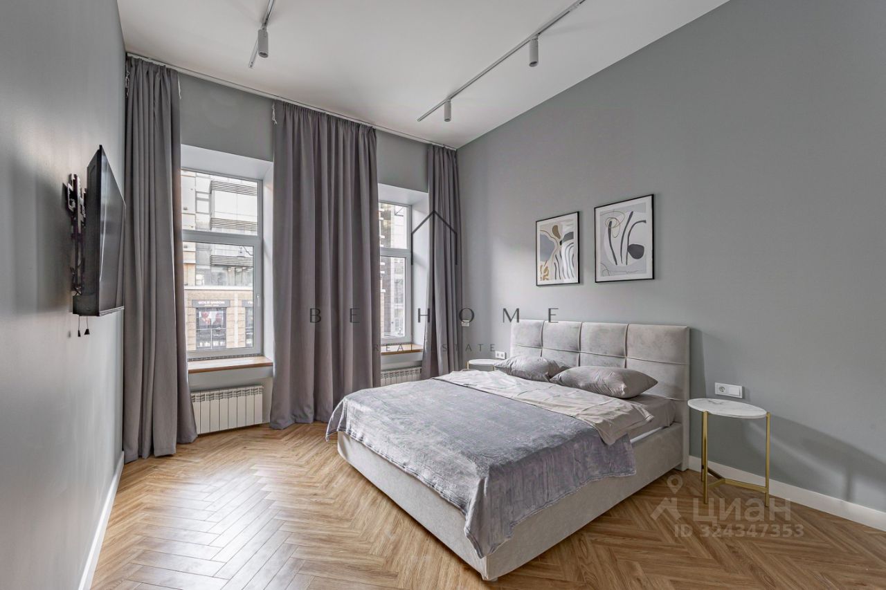 Аренда 2-комн квартиры на вторичном рынке Невский проспект, 164