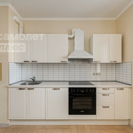 Продажа 1-комн квартиры на вторичном рынке ул Кастанаевская,  д. 45,  к. 2