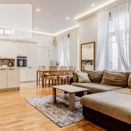 Продажа 4-комн квартиры на вторичном рынке ул Съезжинская,  д. 16