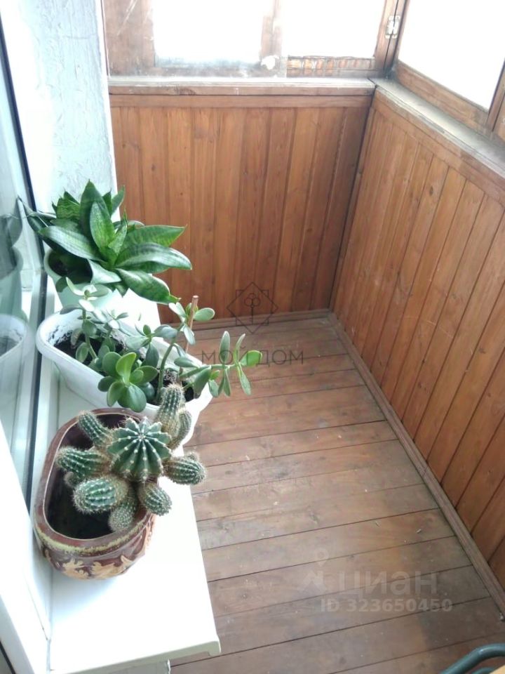 Аренда 1-комн квартиры на вторичном рынке Кленовый бульвар, 18