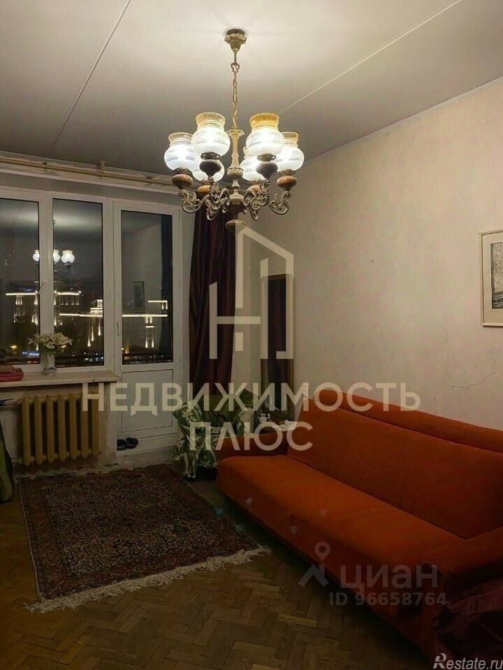 Продажа 2-комн квартиры на вторичном рынке Ростовская наб,  д. 3