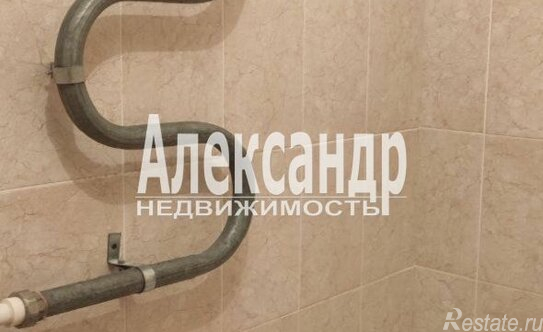 Продажа 2-комн квартиры на вторичном рынке Починок, улица Леншоссе,  д. 31 к2