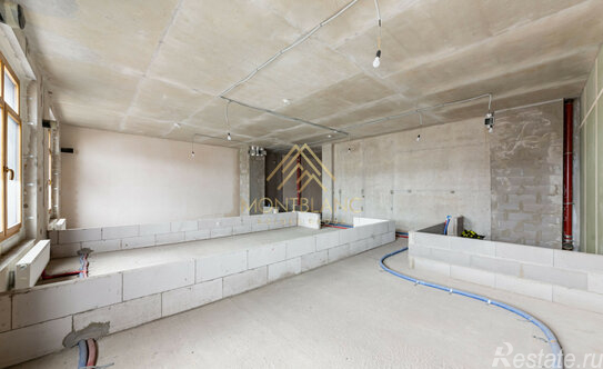 Продажа 2-комн квартиры на вторичном рынке Петровский пр-кт,  д. 11 к2