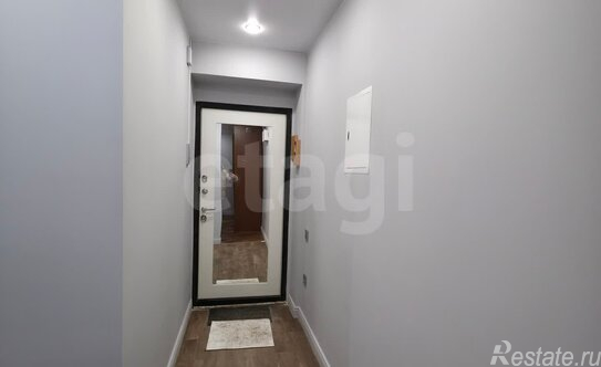 Продажа 1-комн квартиры на вторичном рынке Лабораторный пр-кт,  д. 27