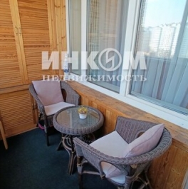 Продажа 2-комн квартиры на вторичном рынке ул Артековская,  д. 2,  к. 2