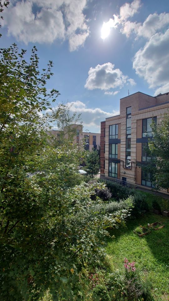 Продажа 1-комн квартиры на вторичном рынке аллея Буковая, 6