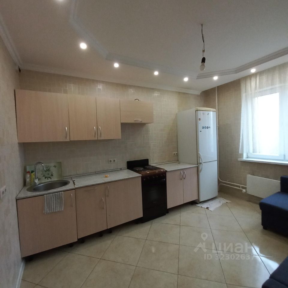 Продажа 1-комн квартиры на вторичном рынке Новые Островцы мкр, д. Островцы, улица Баулинская, 13