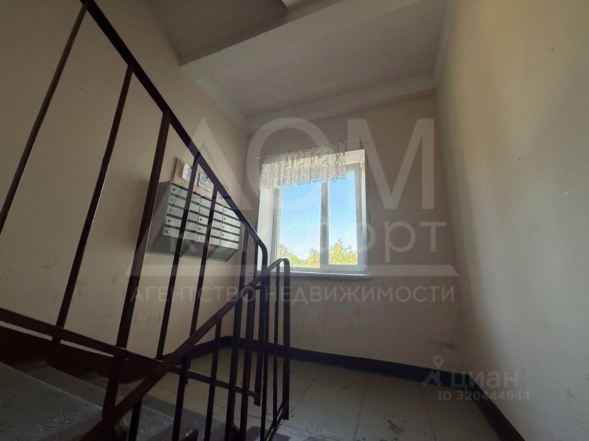 Продажа 2-комн квартиры на вторичном рынке Приозерск, Красноармейская улица, 21