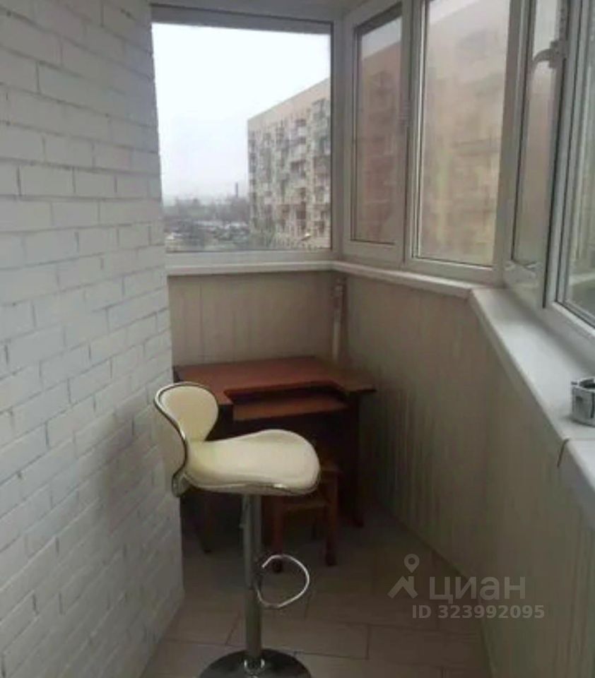 Аренда 1-комн квартиры на вторичном рынке Октябрьская набережная, 124к7