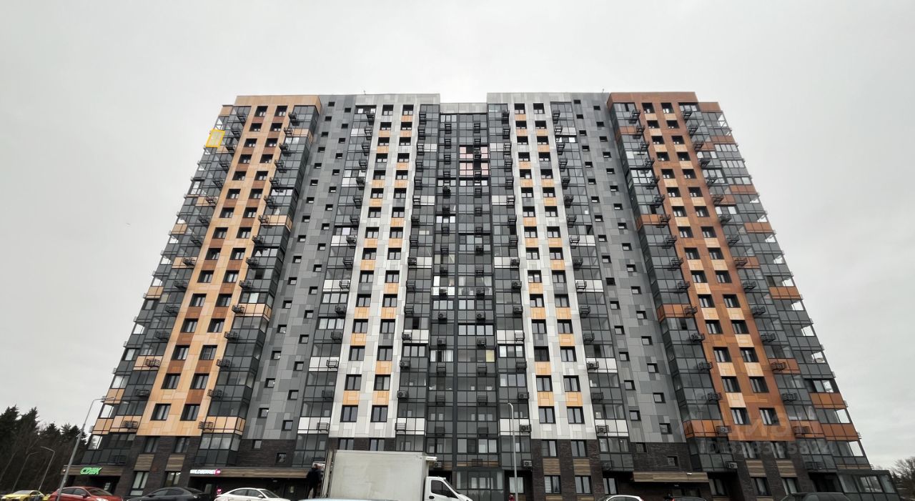 Продажа 2-комн квартиры на вторичном рынке улица Генерала Пилипенко, 1к3