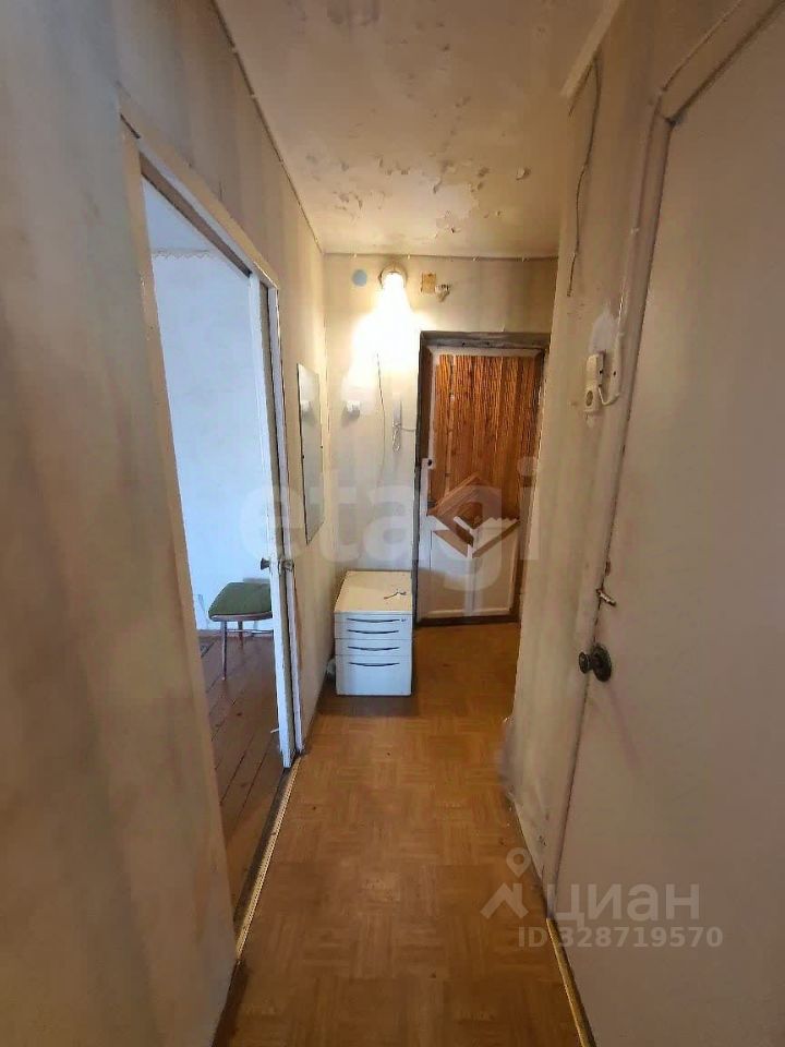 Продажа 1-комн квартиры на вторичном рынке Кировск, Набережная улица, 1к2