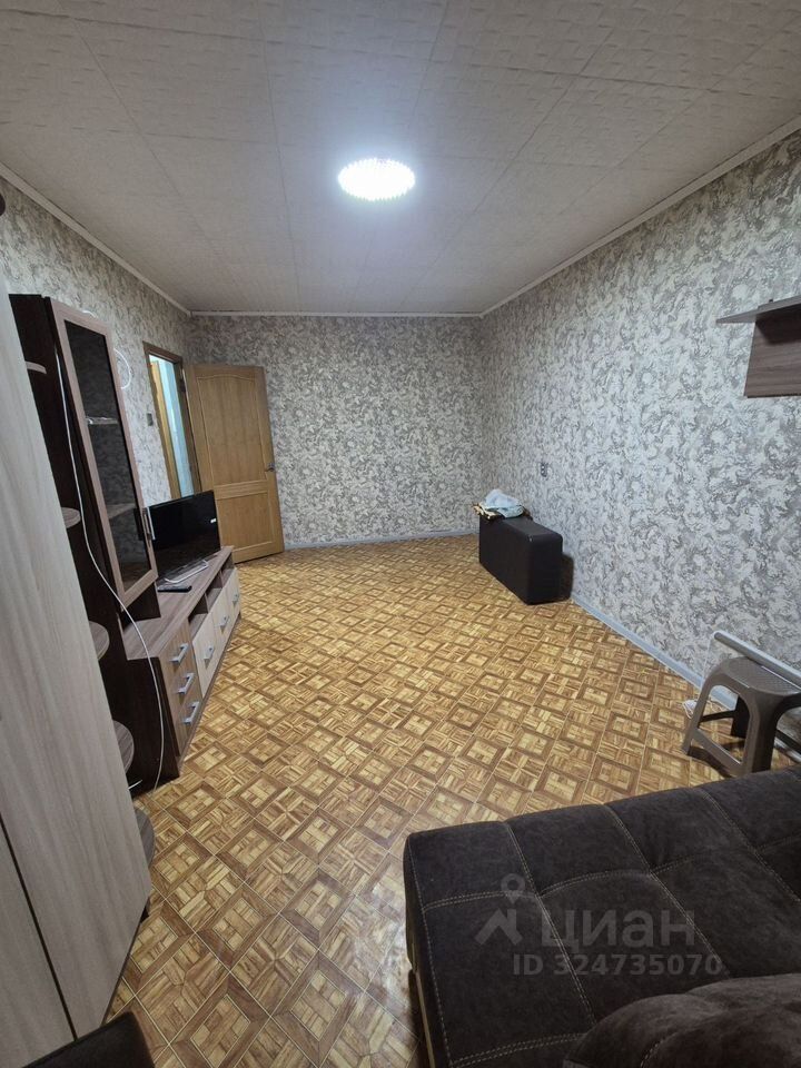 Продажа 1-комн квартиры на вторичном рынке 6-й мкр,  д. 9