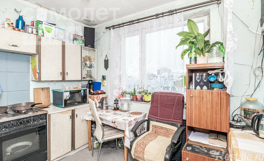 Продажа 3-комн квартиры на вторичном рынке улица Академика Бакулева,  д. 12