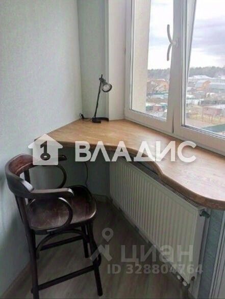 Продажа 2-комн квартиры на вторичном рынке пос. Ильинское-Усово, проезд Александра Невского, 4