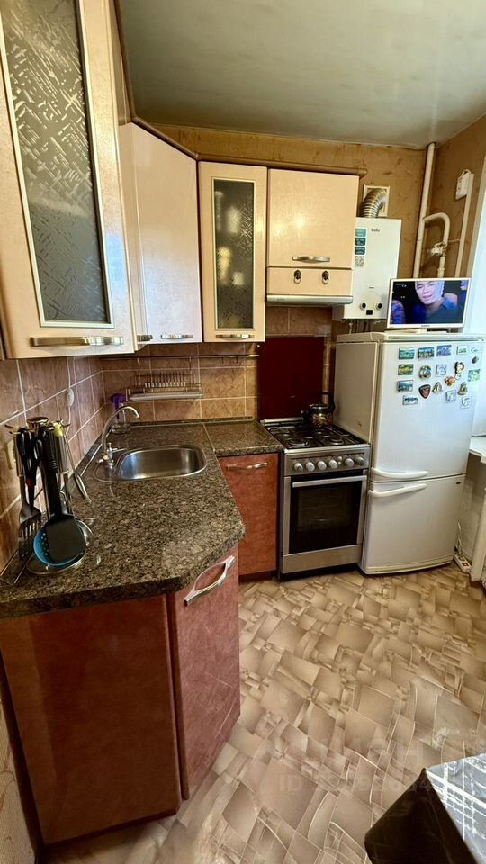 Продажа 2-комн квартиры на вторичном рынке пос. Мечниково, 4