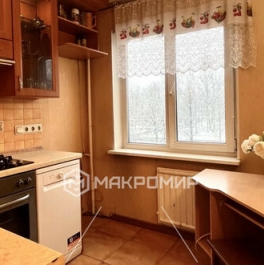 Продажа 3-комн квартиры на вторичном рынке улица Карпинского,  д. 31 к1