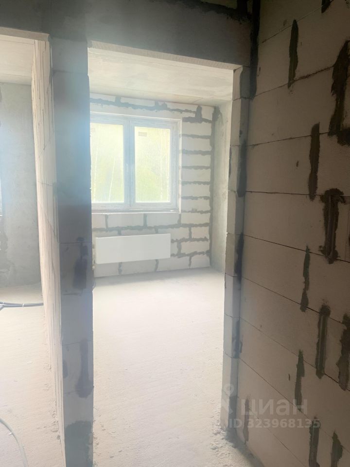 Продажа 1-комн квартиры на вторичном рынке МЖК Изумрудная Долина тер., д. Солманово, улица Елисейская,  д. 13