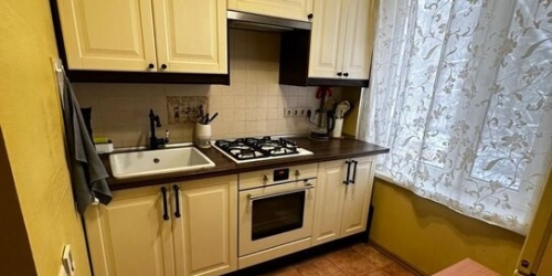 3-комн квартира Батюнинская улица,  д. 6