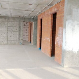 Продажа 3-комн квартиры на вторичном рынке Дружинниковская улица,  д. 15