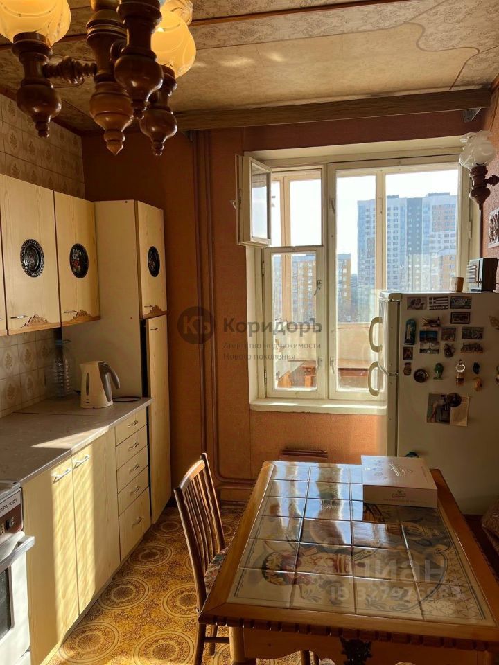 Аренда 3-комн квартиры на вторичном рынке Зеленый проспект, 83К4