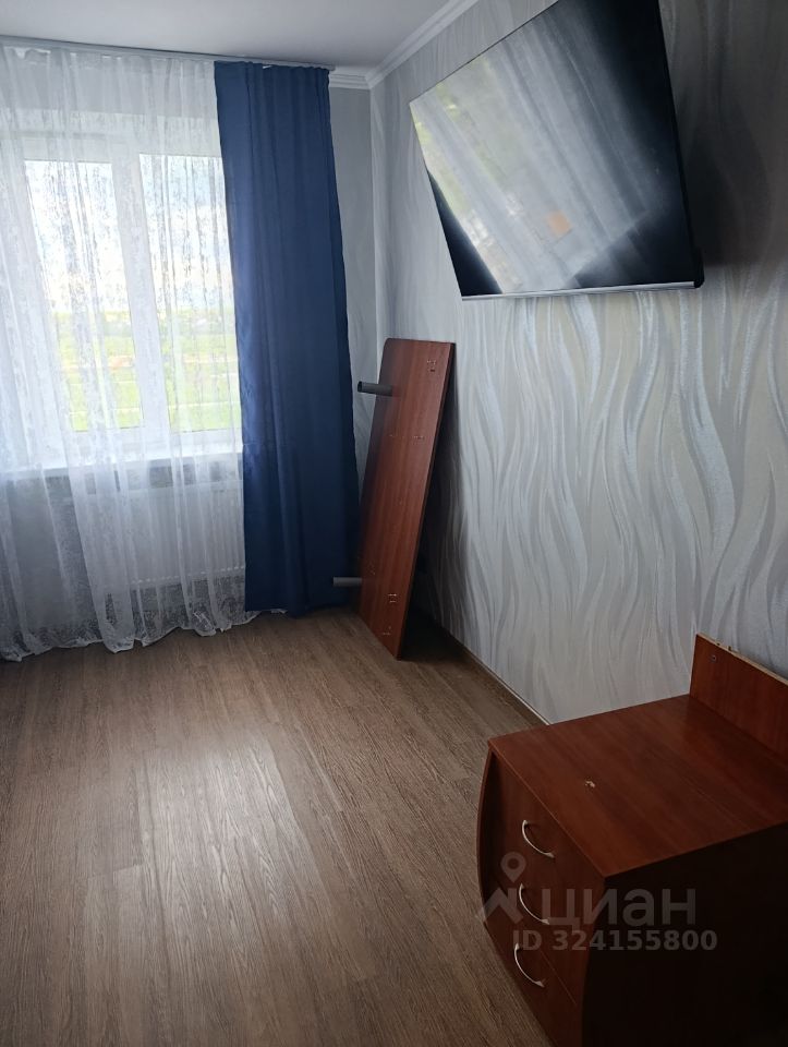 Аренда 1-комн квартиры на вторичном рынке Новоселье городской поселок, улица Петропавловская, 13