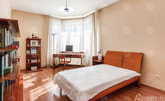 Продажа 3-комн квартиры на вторичном рынке ул Кольская,  д. 2,  к. 5