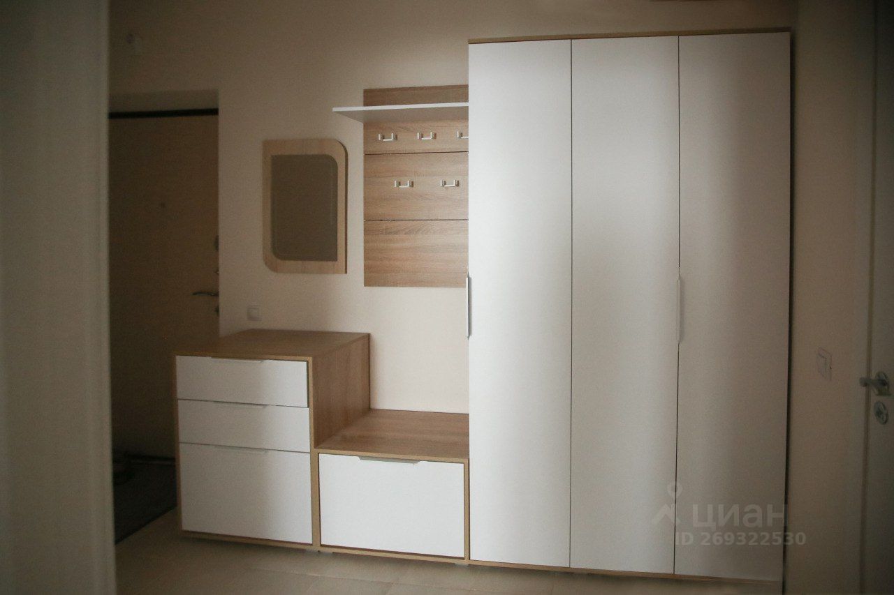 Аренда 1-комн квартиры на вторичном рынке Мирный пгт, улица Академика Северина, 5к1