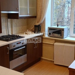 Продажа 3-комн квартиры на вторичном рынке Шелапутинский переулок,  д. 1