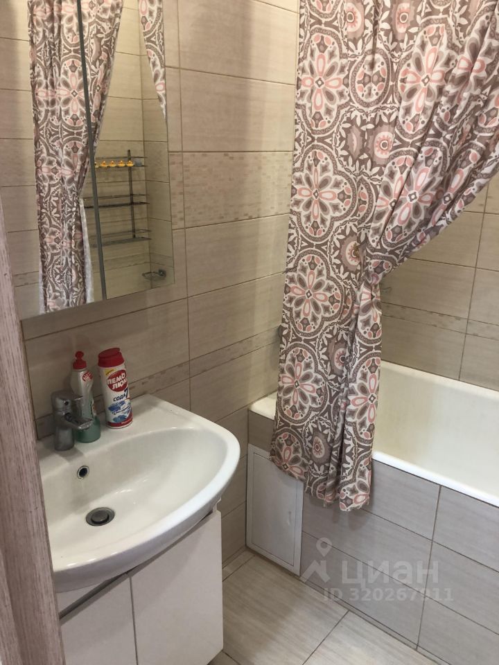 Продажа 2-комн квартиры на вторичном рынке Сабурово пгт, улица Луговая, 7