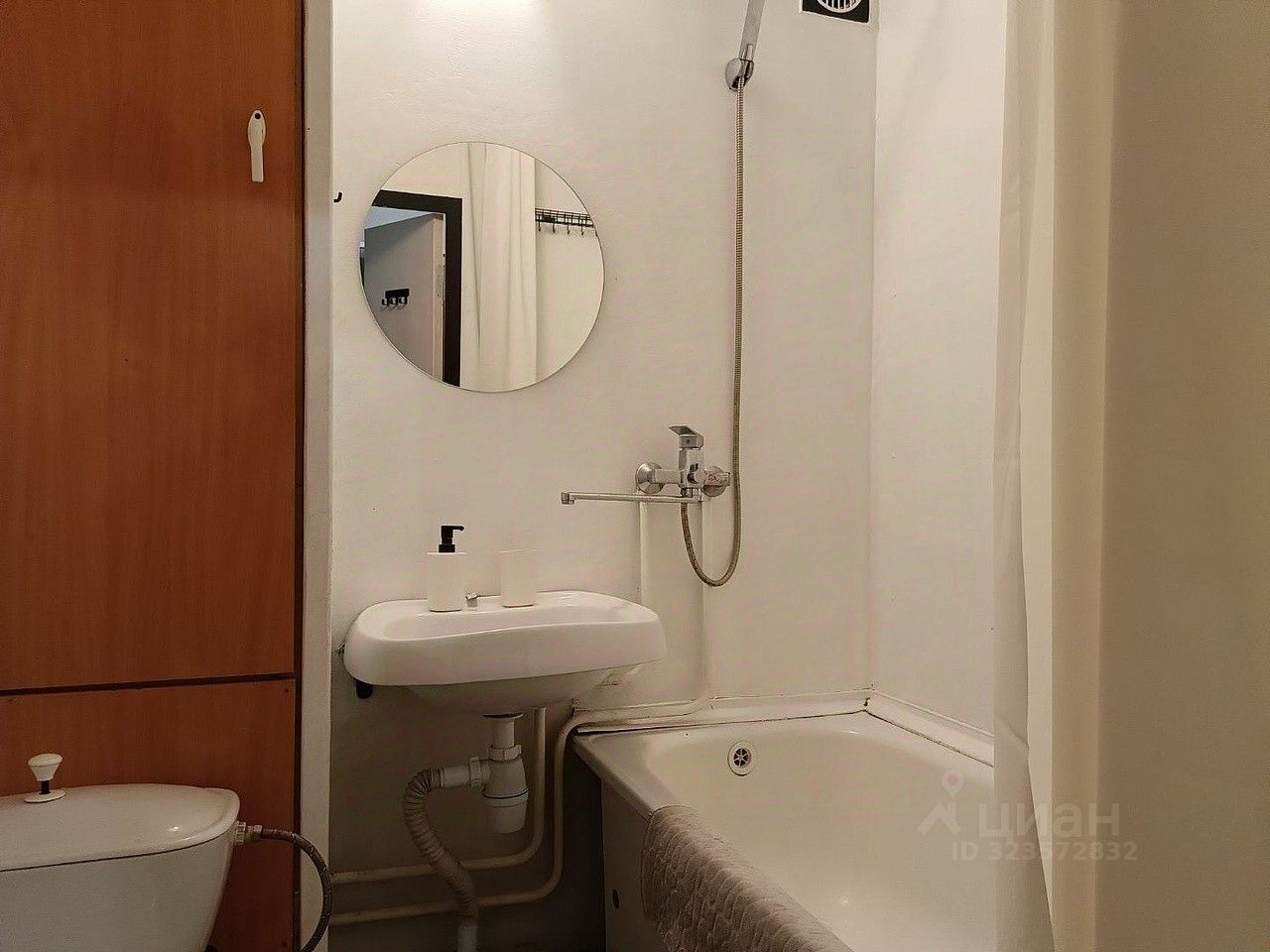 Аренда 1-комн квартиры на вторичном рынке Кастанаевская улица, 45к1