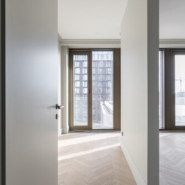 Продажа 3-комн квартиры на вторичном рынке Поклонная улица