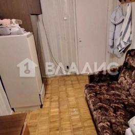 Продажа 2-комн квартиры на вторичном рынке Мариупольская улица,  д. 8