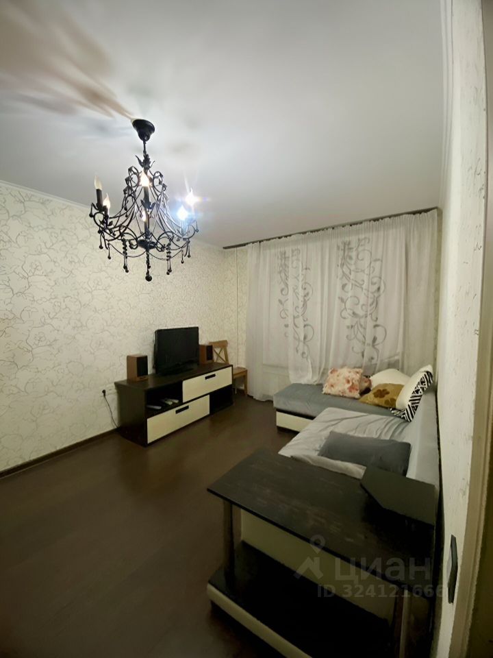 Продажа 1-комн квартиры на вторичном рынке Россошанская улица, 2К2
