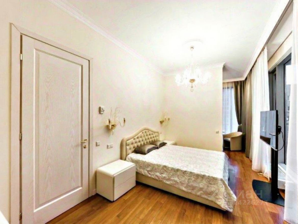 Продажа 4-комн квартиры на вторичном рынке Большая Грузинская улица, 69