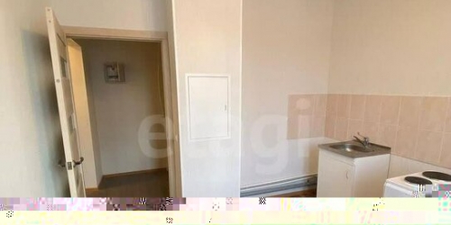 3-комн квартира улица Лобанова,  д. 4