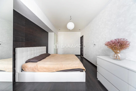 Продажа 2-комн квартиры на вторичном рынке Железнодорожный пер.,  д. 12