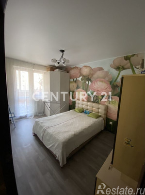 Продажа 3-комн квартиры на вторичном рынке Володарского, Зеленая ул,  д. 43